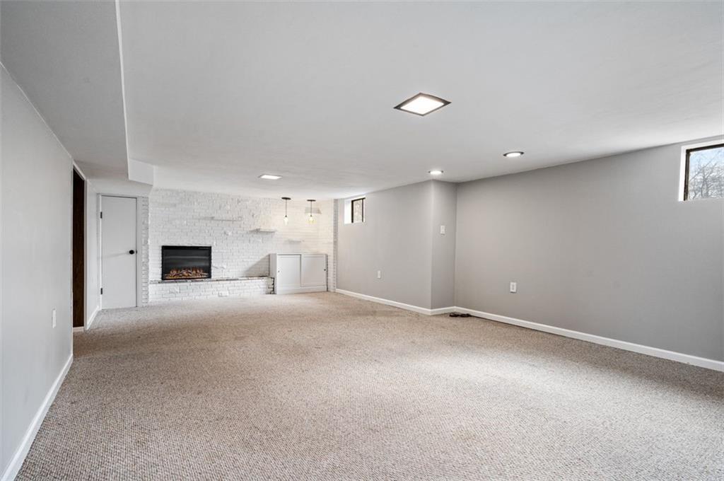 110 Lilac Lane Valencia, PA 16059 - Photo 29 of 50