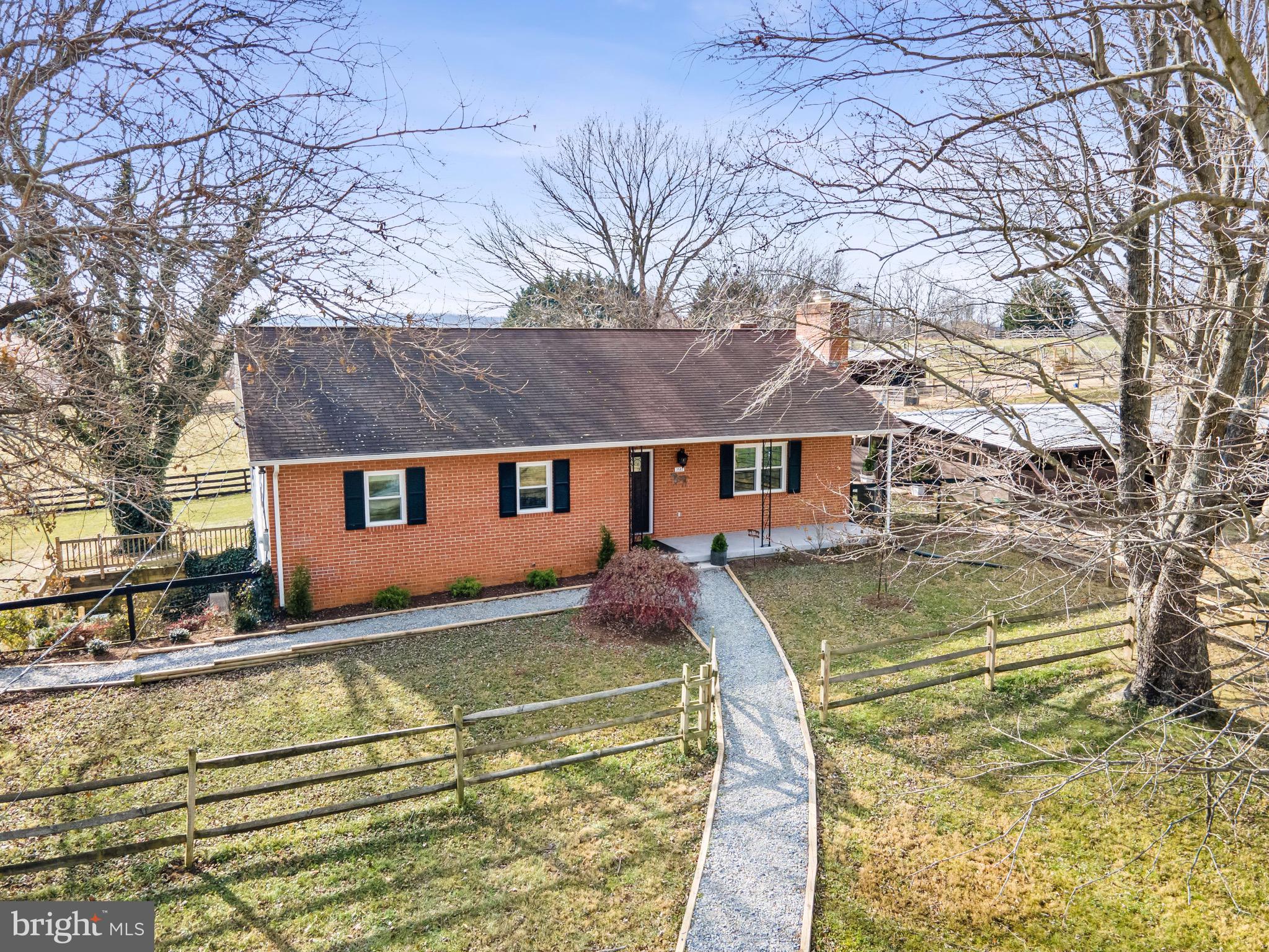 3583 Harry Byrd Highway, Berryville, VA 22611 Compass
