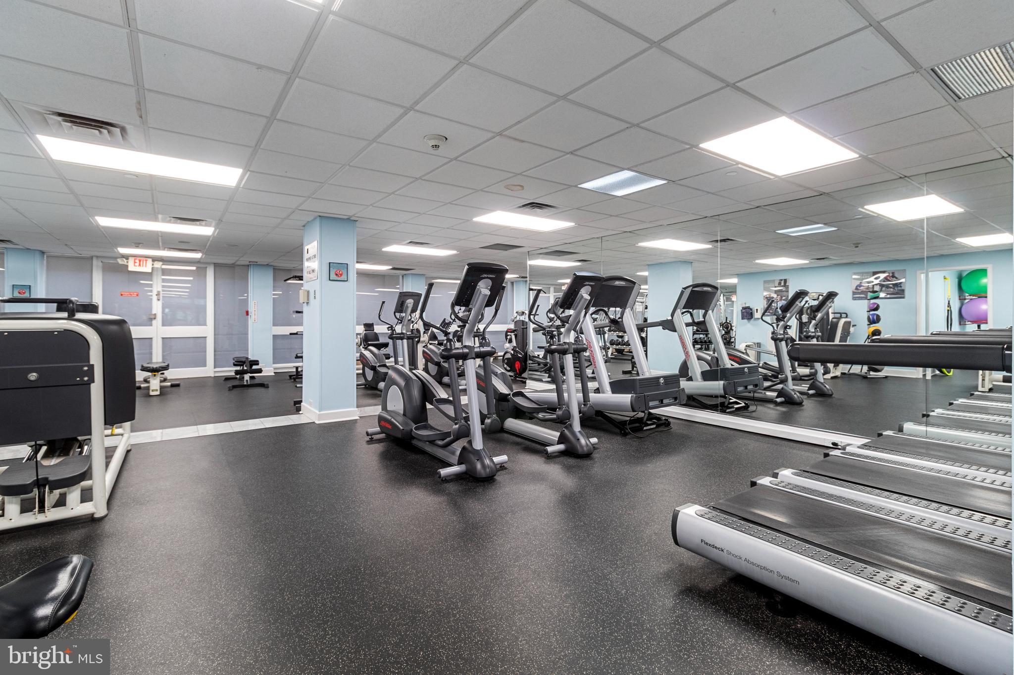 2001 Hamilton Street, Unit 1622 Philadelphia, PA 19130 - Photo 11 of 15