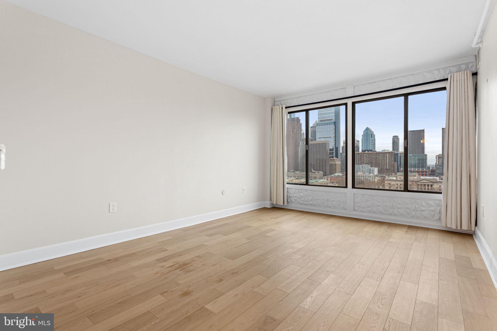 2001 Hamilton Street, Unit 1622 Philadelphia, PA 19130 - Photo 3 of 15