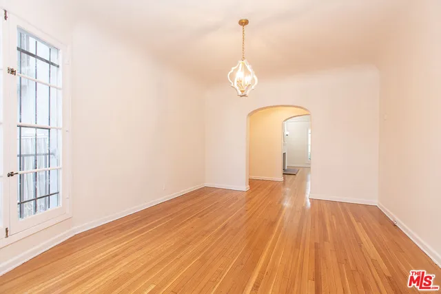 $4,600 | 181 South Sycamore Avenue, Unit 201, Los Angeles, CA 90036