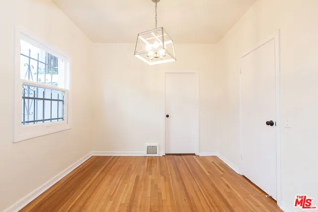 $4,600 | 181 South Sycamore Avenue, Unit 201, Los Angeles, CA 90036