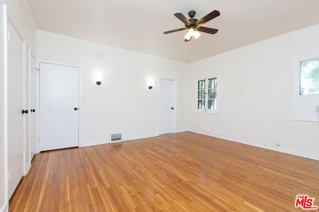 $4,600 | 181 South Sycamore Avenue, Unit 201, Los Angeles, CA 90036