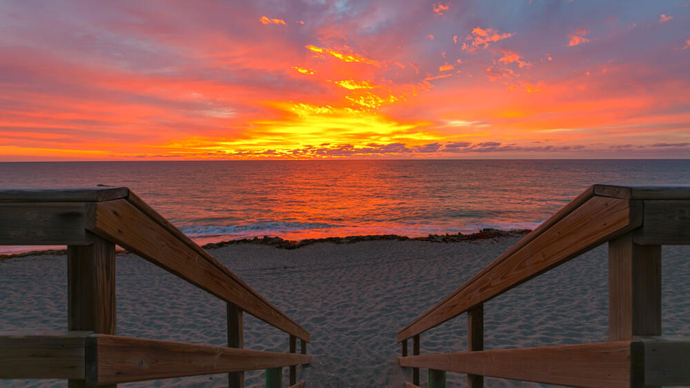 400 South Beach Road, Unit 504 Tequesta, FL 33469 - Photo 19 of 22 a view of an ocean from a balcony