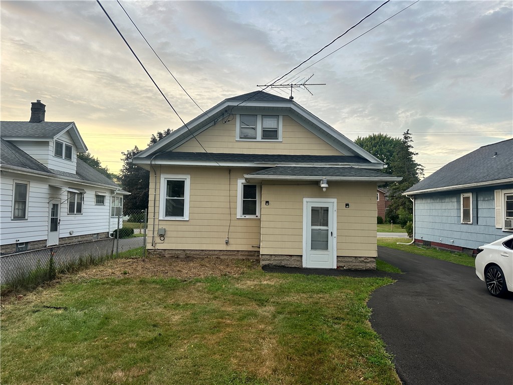 81 Hinchey Road Gates, NY 14624 - Photo 3 of 14