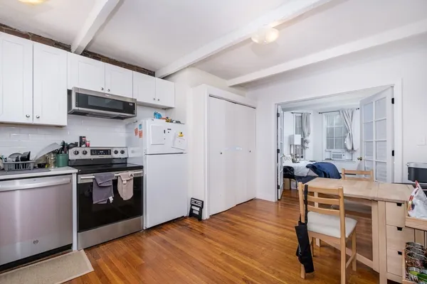 $3,100 | 4 Wigglesworth Street, Unit 1, Boston, MA 02120