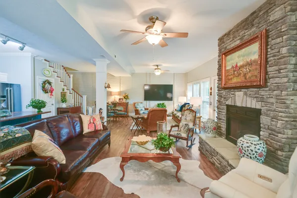 $1,895,900 | 1425 Bartlett Hollow Road, Petersburg, TN 37144