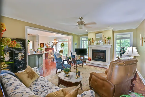 $1,895,900 | 1425 Bartlett Hollow Road, Petersburg, TN 37144