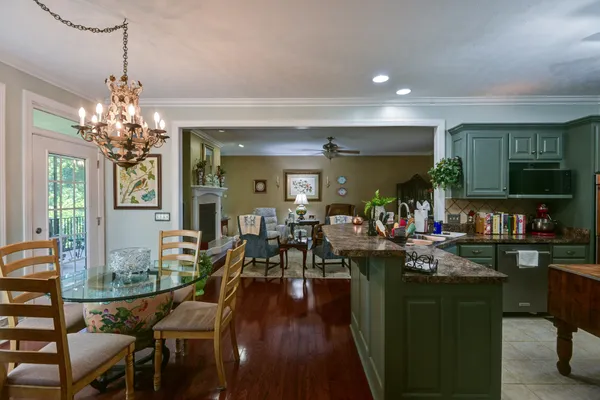 $1,895,900 | 1425 Bartlett Hollow Road, Petersburg, TN 37144