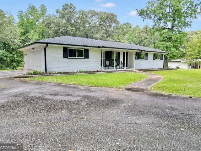 $2,300 | 205 Elliott Road, McDonough, GA 30252