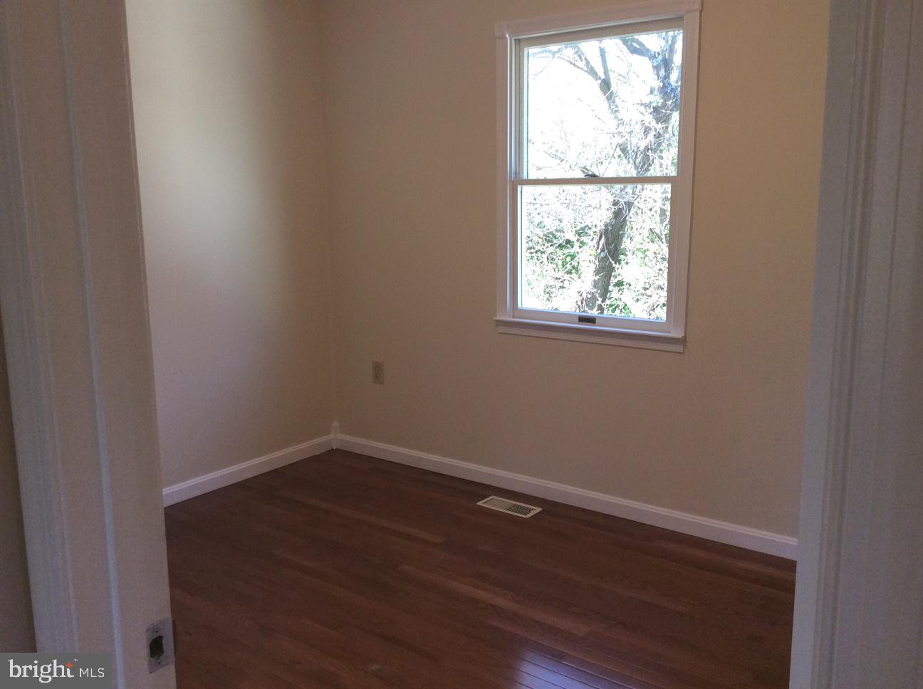 1911 Cameron Ridge Road Hanover, MD 21076 - Photo 15 of 24