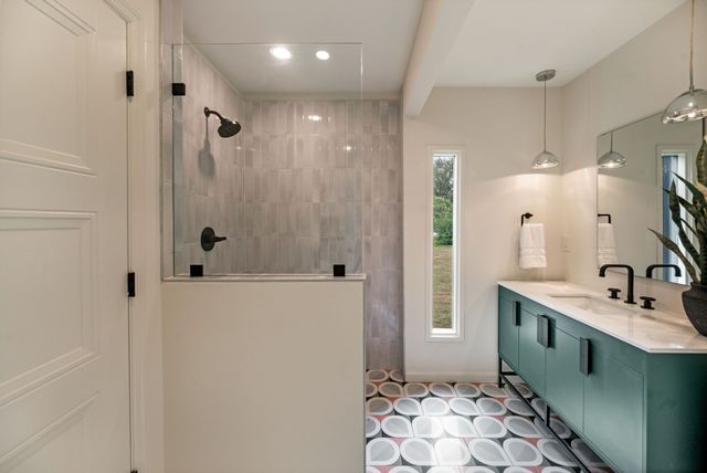 $439,000 | 732 Drummond Drive, Nashville, TN 37211