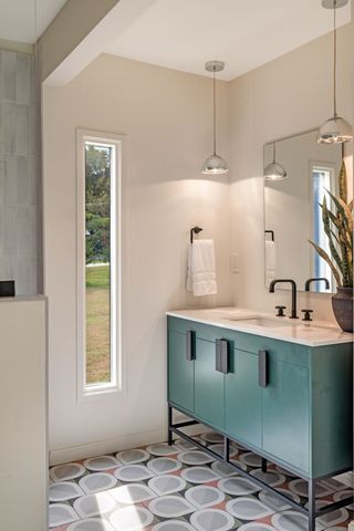 $439,000 | 732 Drummond Drive, Nashville, TN 37211