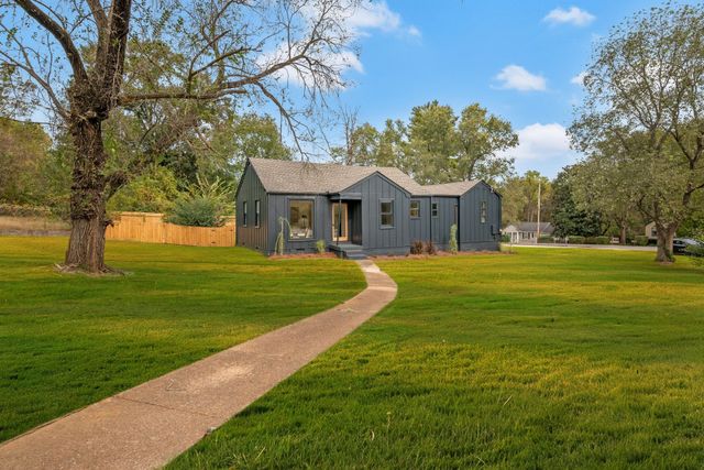 $439,000 | 732 Drummond Drive, Nashville, TN 37211