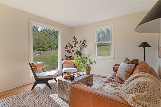 $439,000 | 732 Drummond Drive, Nashville, TN 37211