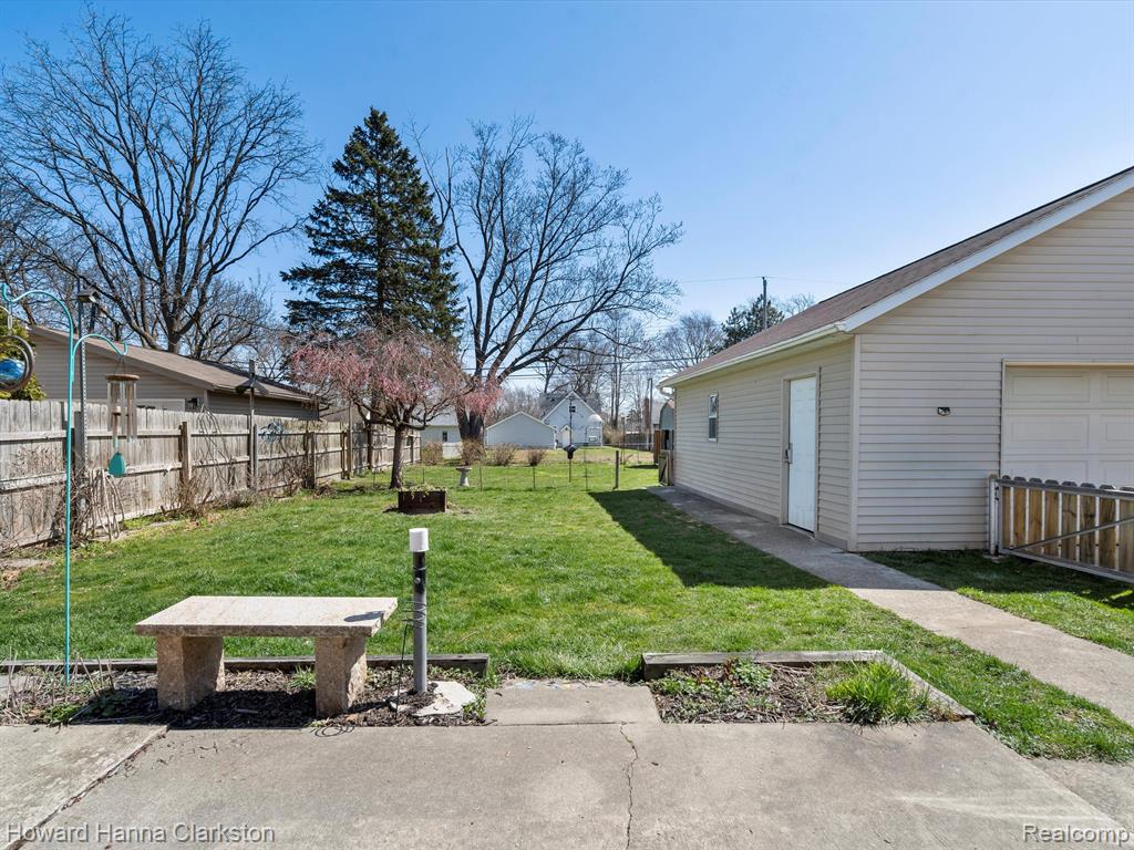 3087 South Adams Road Rochester Hills, MI 48309 - Photo 30 of 32