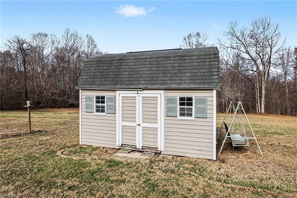 4717 Kernersville Road Kernersville, NC 27284 - Photo 28 of 34