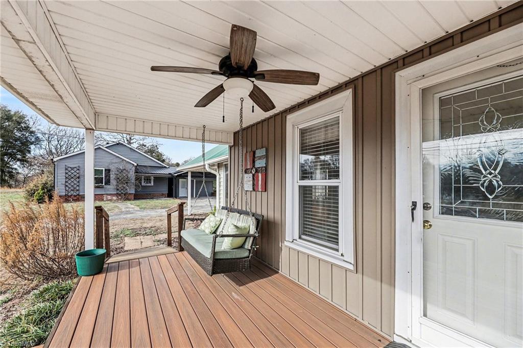 4717 Kernersville Road Kernersville, NC 27284 - Photo 8 of 34