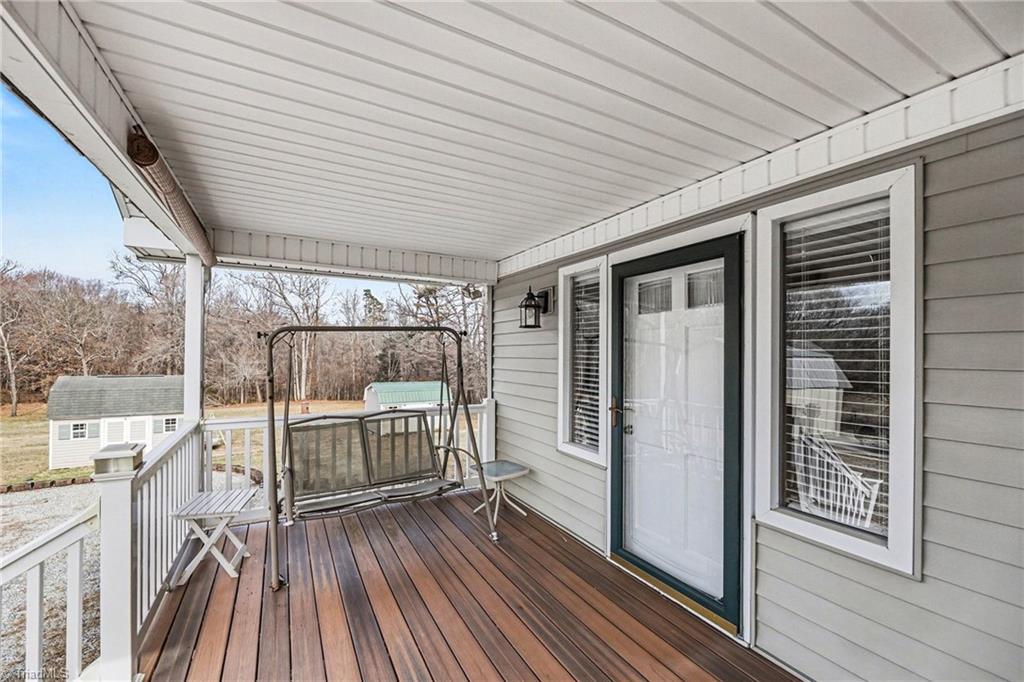 4717 Kernersville Road Kernersville, NC 27284 - Photo 9 of 34