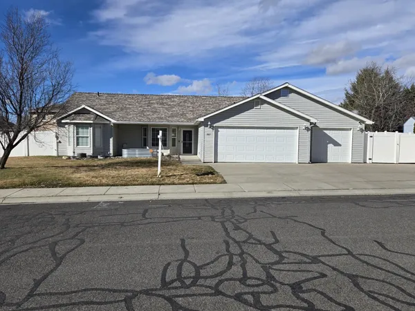 $425,000 | 807 Justin Avenue, Medical Lake, WA 99022