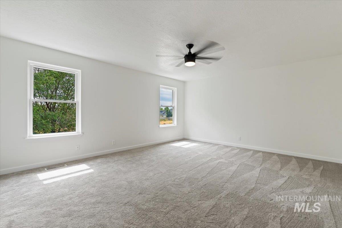 5418 Barkley Way Caldwell, ID 83607 - Photo 15 of 38