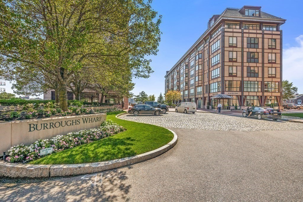 50 Battery Street, Unit PH3 Boston, MA 02109 - Photo 13 of 21