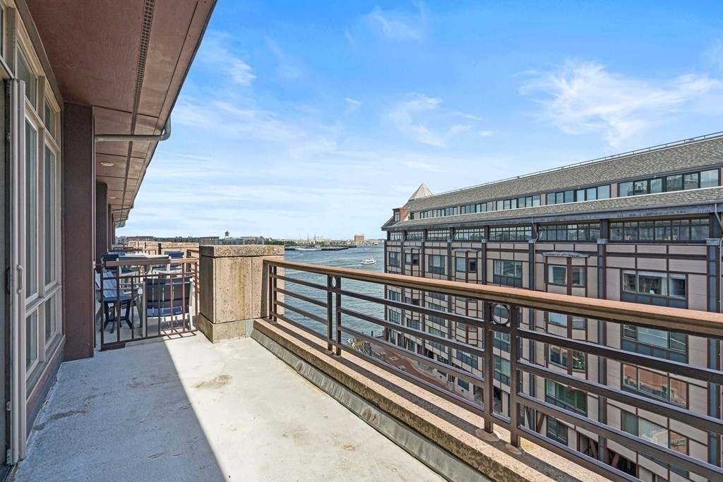 50 Battery Street, Unit PH3 Boston, MA 02109 - Photo 2 of 21