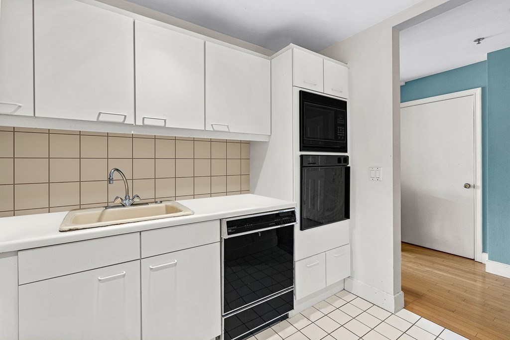 50 Battery Street, Unit PH3 Boston, MA 02109 - Photo 8 of 21