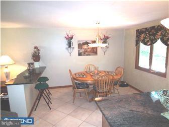 2453 Weir Road Aston, PA 19014 - Photo 5 of 12 Kitchen