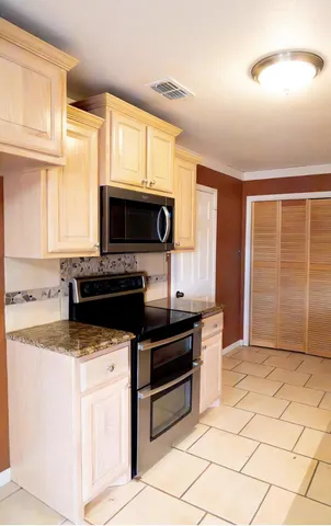 $169,000 | 609 East Fir Street, Denver City, TX 79323