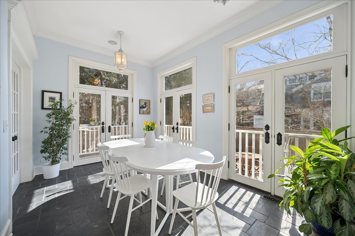 875 Gordon Terrace Winnetka, IL 60093 - Photo 14 of 76