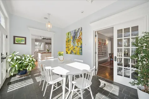 $2,450,000 | 875 Gordon Terrace, Winnetka, IL 60093