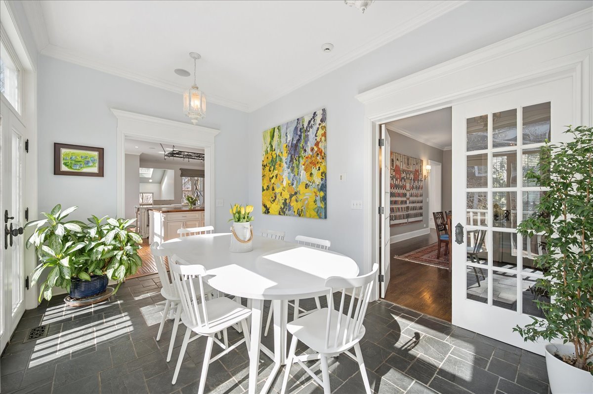 875 Gordon Terrace Winnetka, IL 60093 - Photo 15 of 76