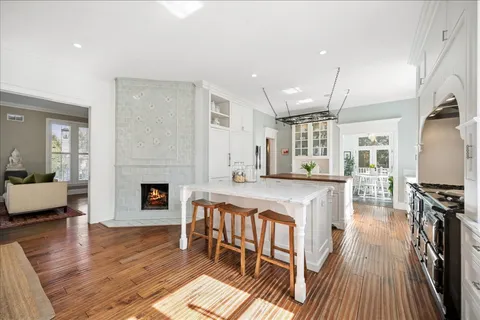 $2,450,000 | 875 Gordon Terrace, Winnetka, IL 60093