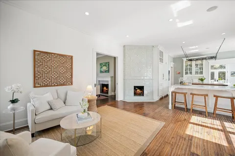 $2,450,000 | 875 Gordon Terrace, Winnetka, IL 60093