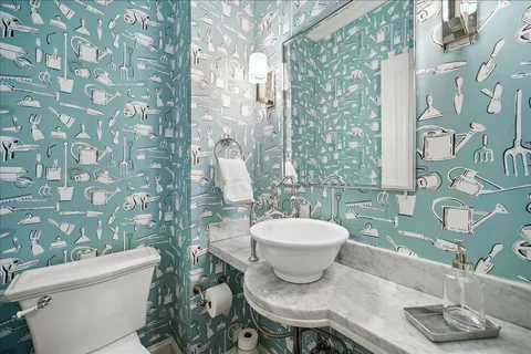 $2,450,000 | 875 Gordon Terrace, Winnetka, IL 60093