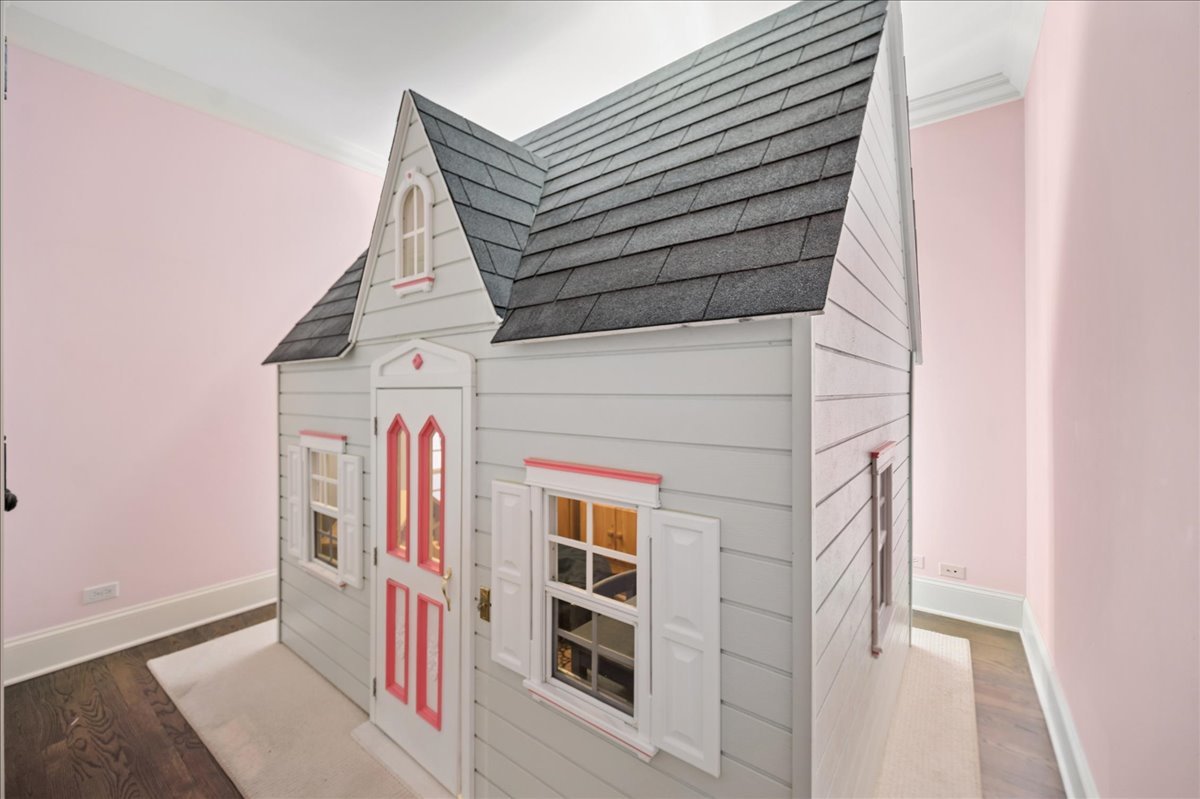 875 Gordon Terrace Winnetka, IL 60093 - Photo 43 of 76