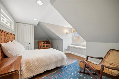 $2,450,000 | 875 Gordon Terrace, Winnetka, IL 60093