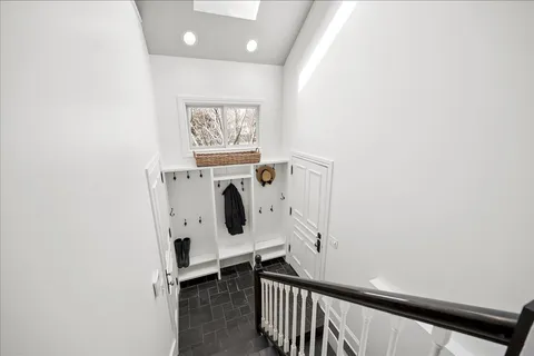 $2,450,000 | 875 Gordon Terrace, Winnetka, IL 60093