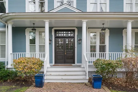 $2,450,000 | 875 Gordon Terrace, Winnetka, IL 60093