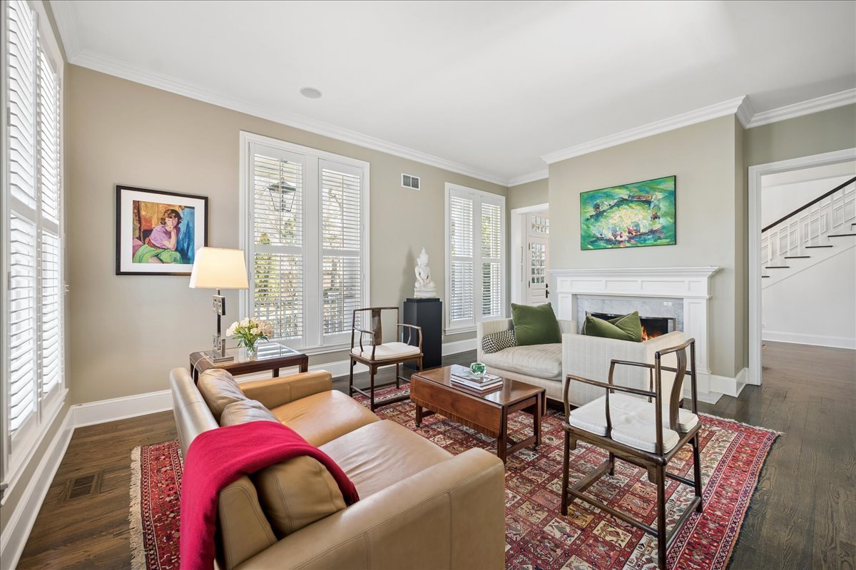 875 Gordon Terrace Winnetka, IL 60093 - Photo 9 of 76