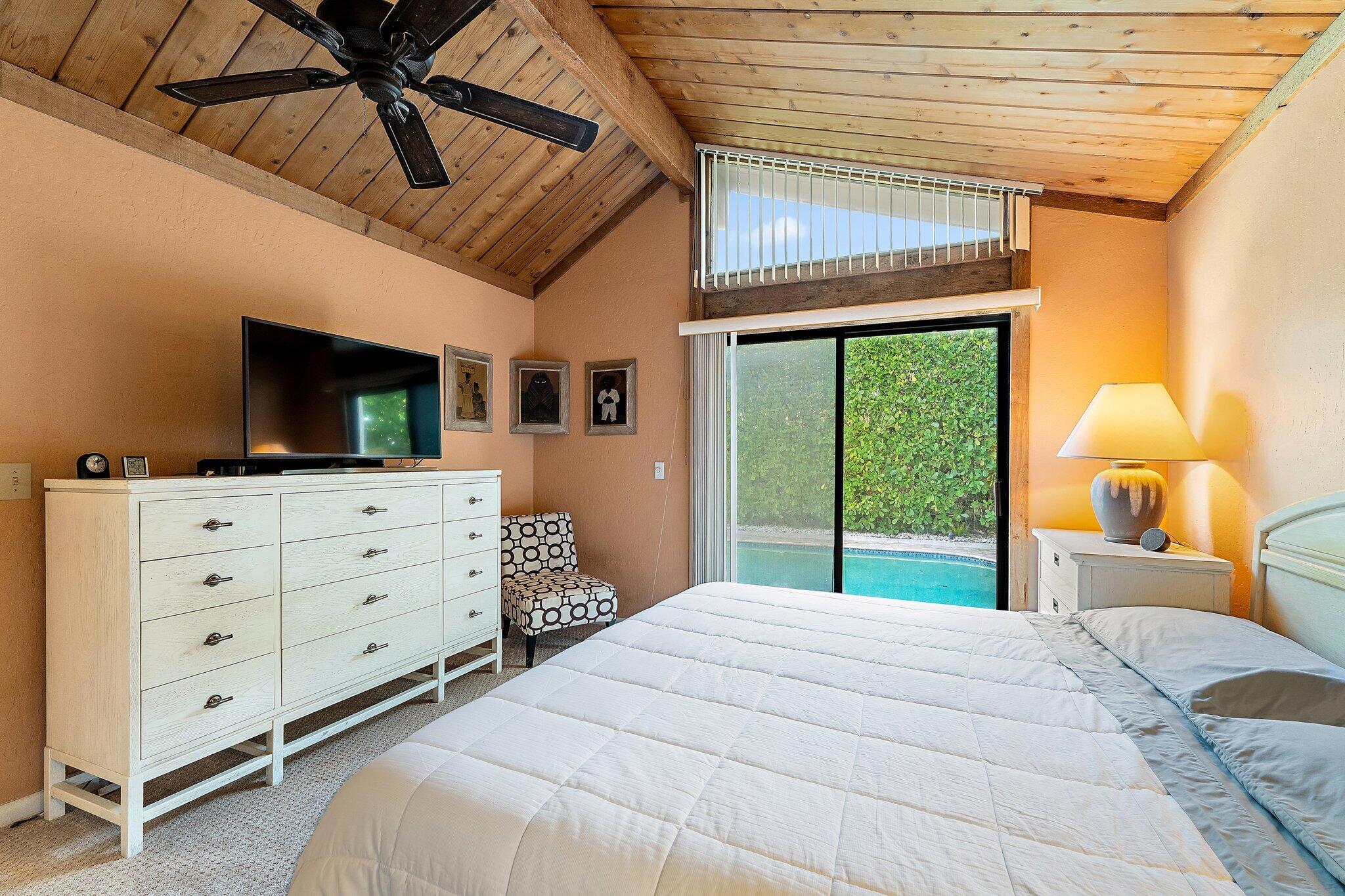 106 Albacore Lane Jupiter, FL 33477 - Photo 25 of 49 Primary bedroom