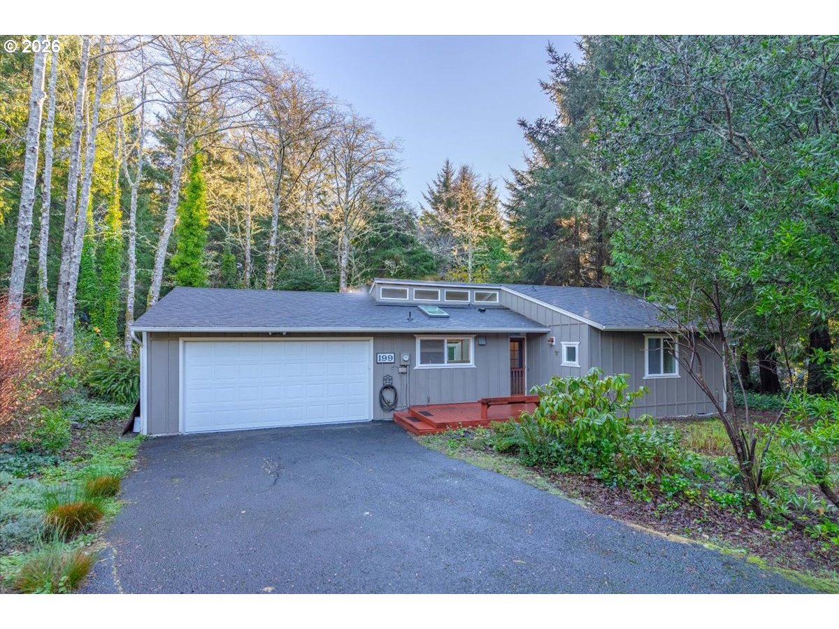 199 The Pines Depoe Bay, OR 97341 - Photo 2 of 37