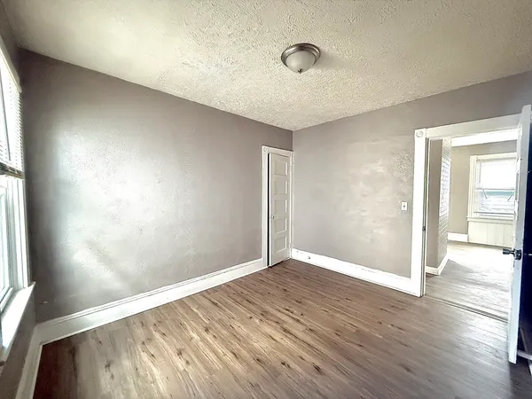 $1,800 | 155 Whitman Street, Unit 1, New Bedford, MA 02745