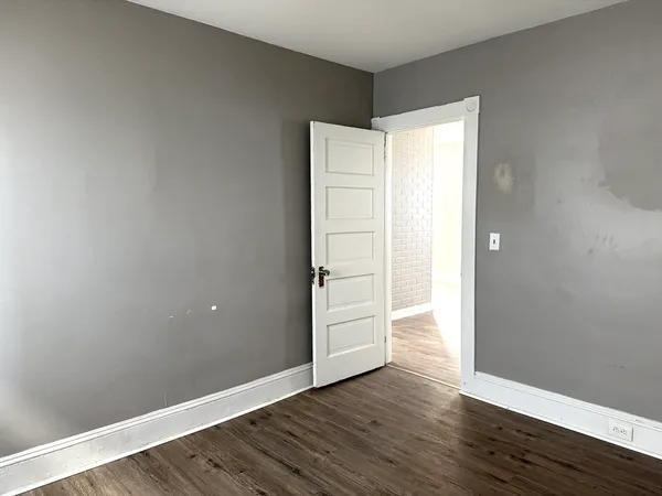 $1,800 | 155 Whitman Street, Unit 1, New Bedford, MA 02745