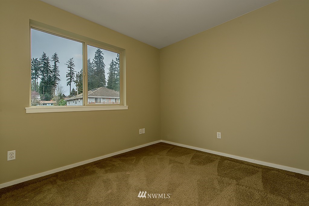 16532 1st Drive Southeast Bothell, WA 98012 - Photo 17 of 21