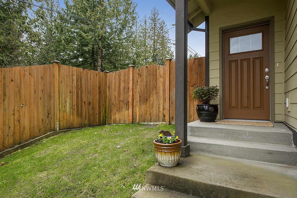 16532 1st Drive Southeast Bothell, WA 98012 - Photo 3 of 21
