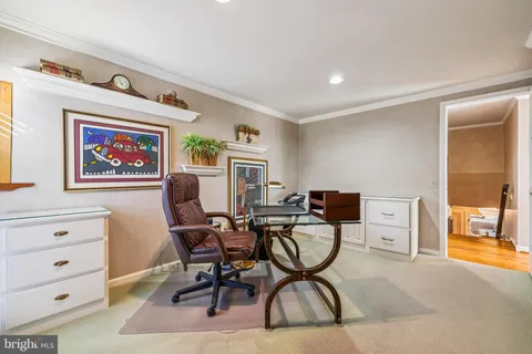 $950,000 | 9025 Paddock Lane, Potomac, MD 20854