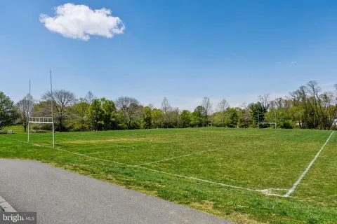 $950,000 | 9025 Paddock Lane, Potomac, MD 20854