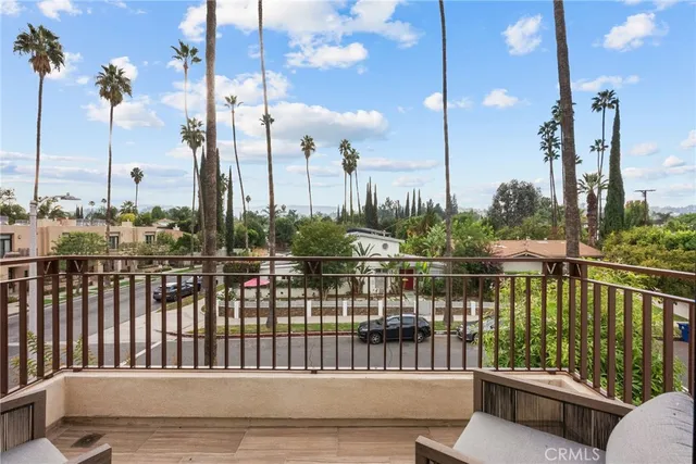 $6,500 | 18703 Redwing Street, Tarzana, CA 91356